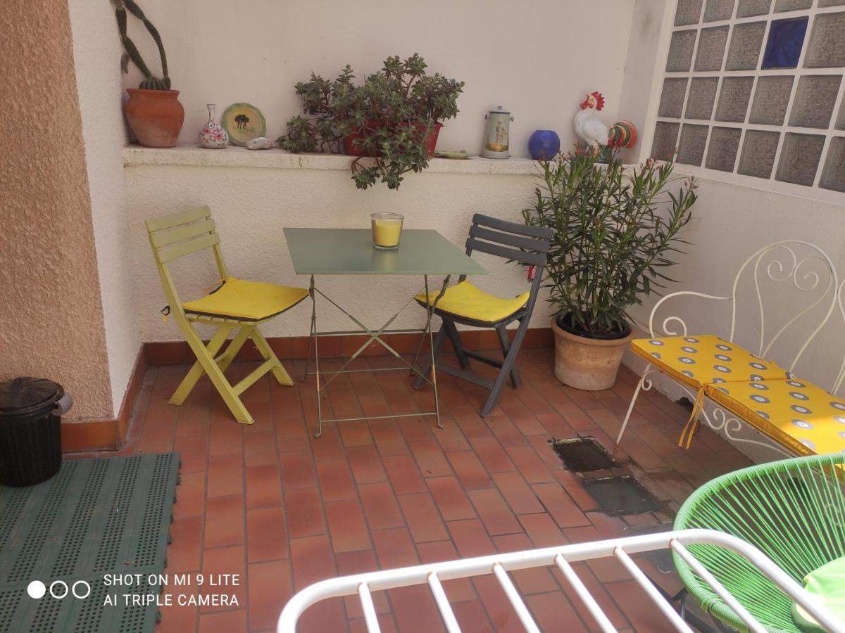 Grande Chambre Avec Garage Dans Quartier Historique Perpignan Bagian luar foto